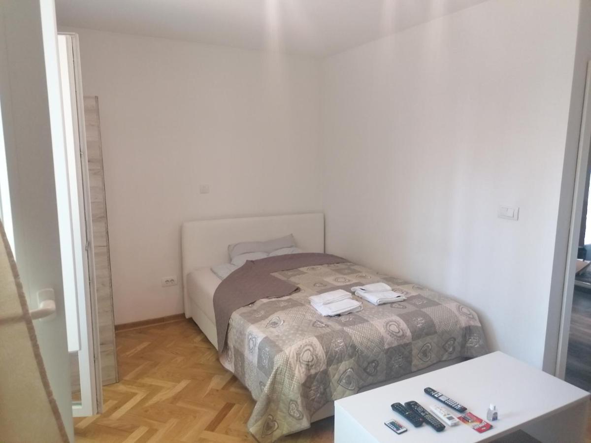 Ferienwohnung Natasa Belgrad Exterior foto
