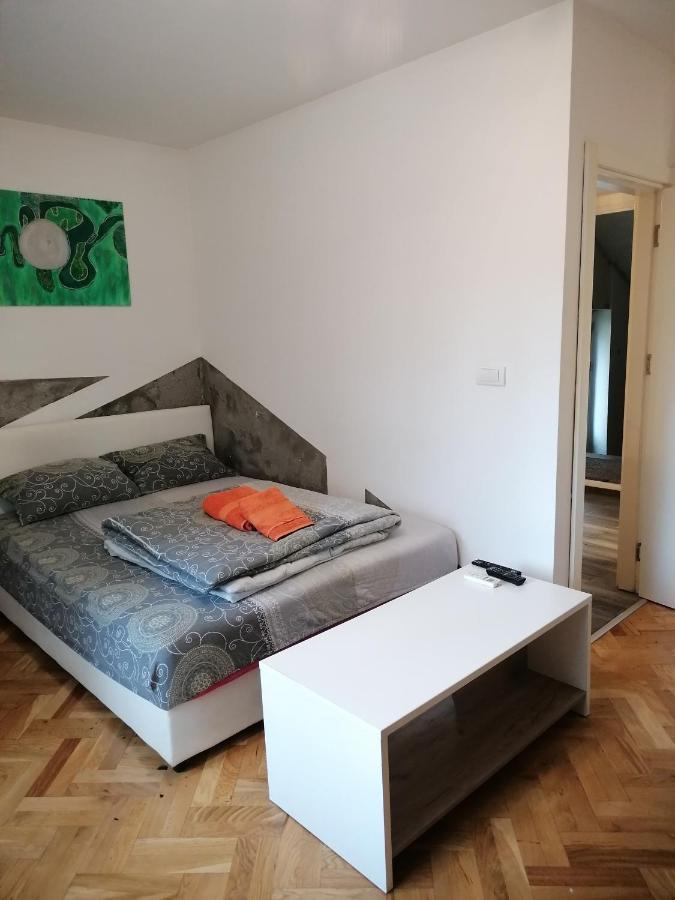 Ferienwohnung Natasa Belgrad Exterior foto
